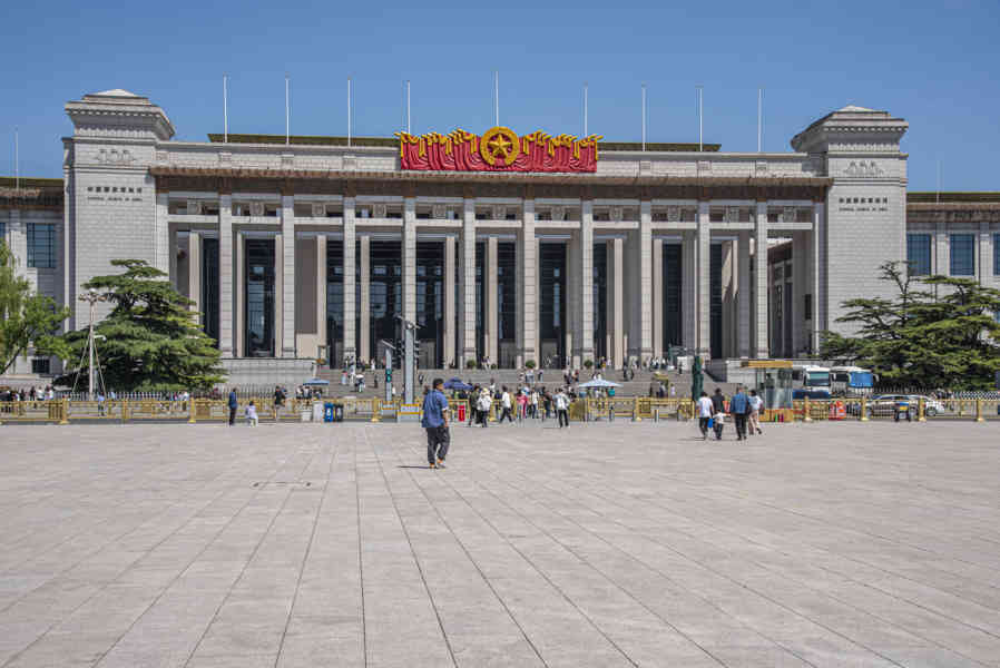 China - Beijing 009 - plaza Tian An Men - museo nacional de China